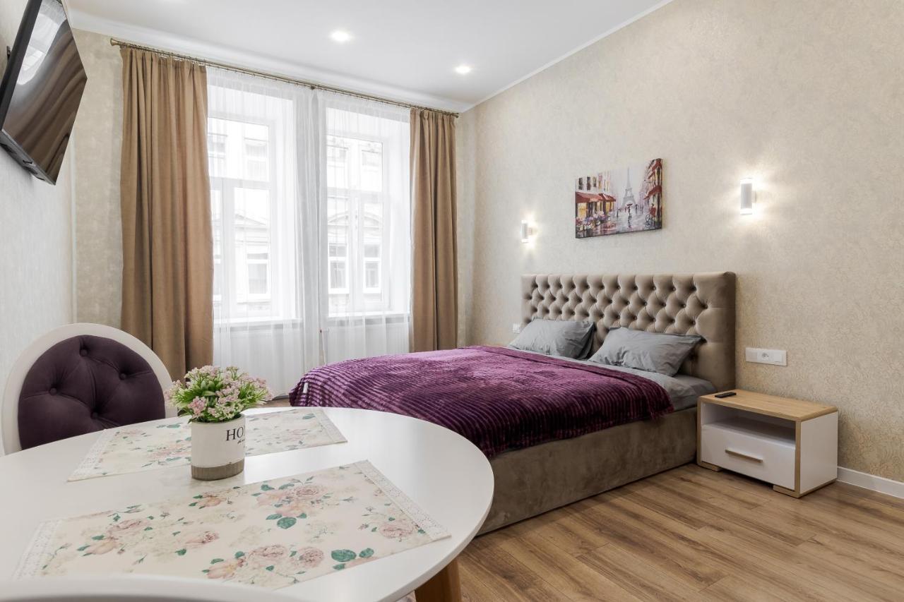 Апартаменты Luxury Flat In Downtown 2 Львов Экстерьер фото